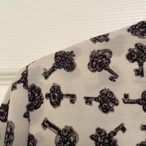 Talbots Pullover Polyester KEYS Dressy Top Small in Great Condition - Picture 6 of 16